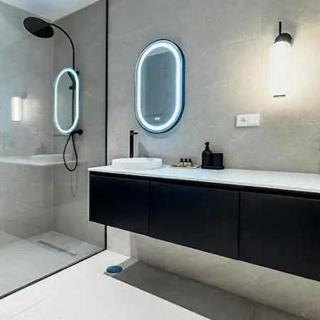 Villa Style Sea Views Pool *