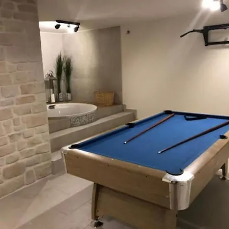 Villa Style Sea Views Pool