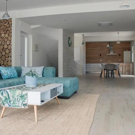 Style Sea Views Pool Villa *