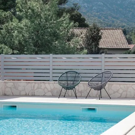 Villa Style Sea Views Pool